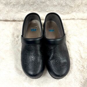 Dansko LT Clogs